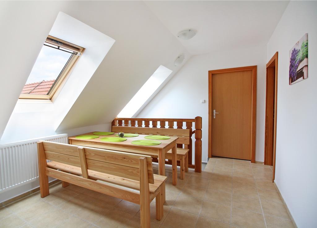 Apartament U Slunce Cizov  Zewnętrze zdjęcie