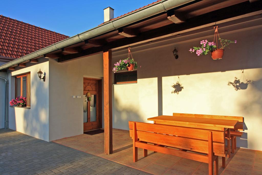 Apartament U Slunce Cizov  Zewnętrze zdjęcie