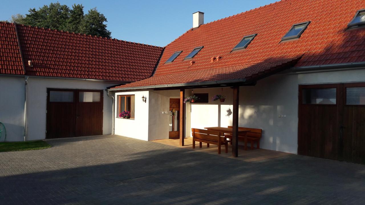 Apartament U Slunce Cizov  Zewnętrze zdjęcie